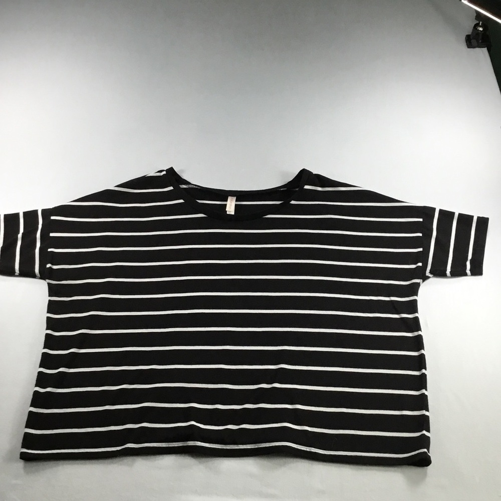 Xhilaration Y2K Boxy Crew Black/White Striped Short Sleeve T Size M/L PolyRayon
